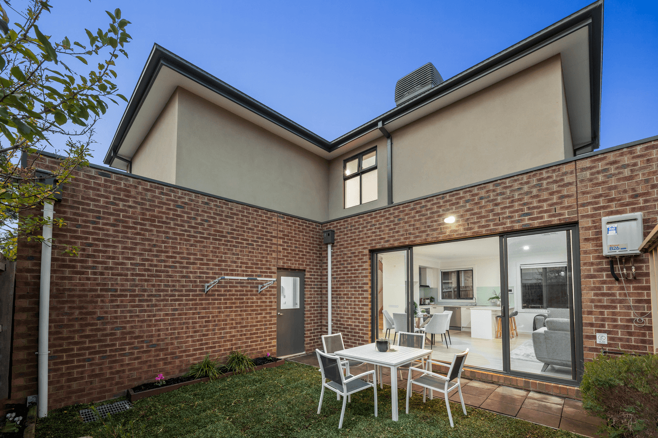 1/42 Eley Road, BURWOOD, VIC 3125