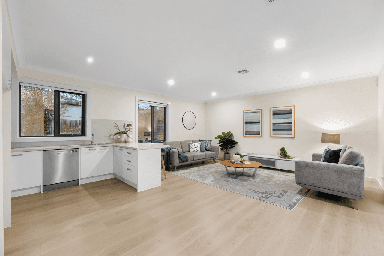 1/42 Eley Road, BURWOOD, VIC 3125