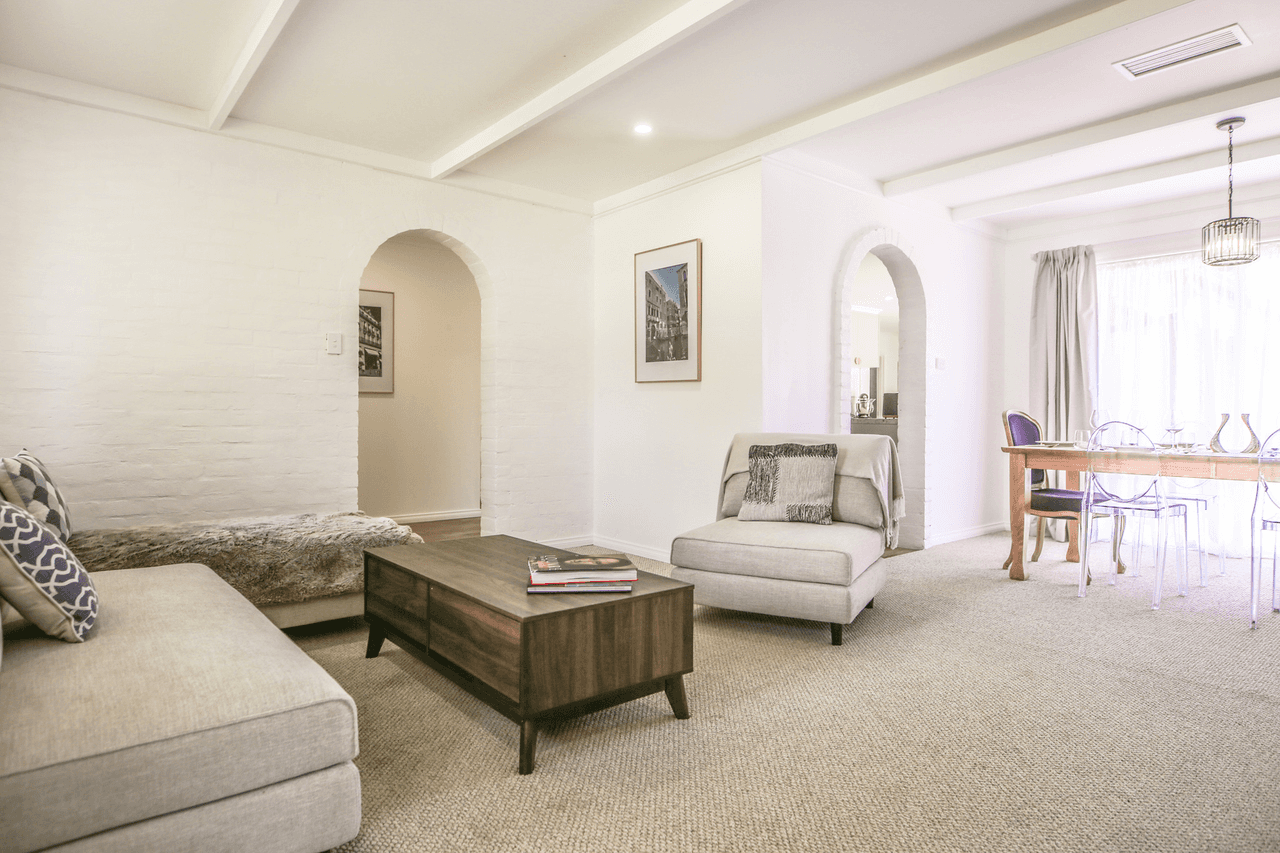 307 Victoria St, DENILIQUIN, NSW 2710