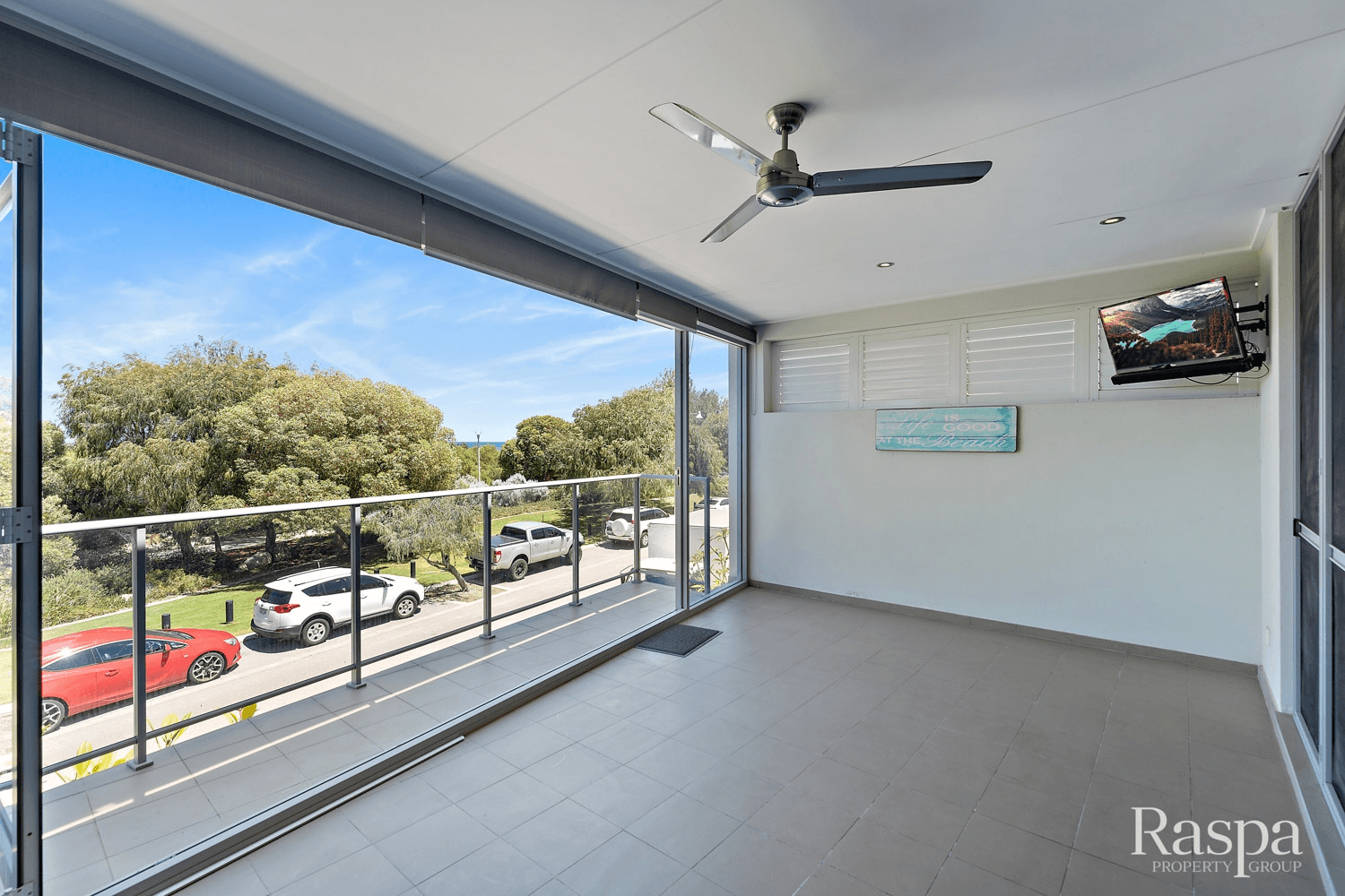 25 Perlinte View, North Coogee, WA 6163