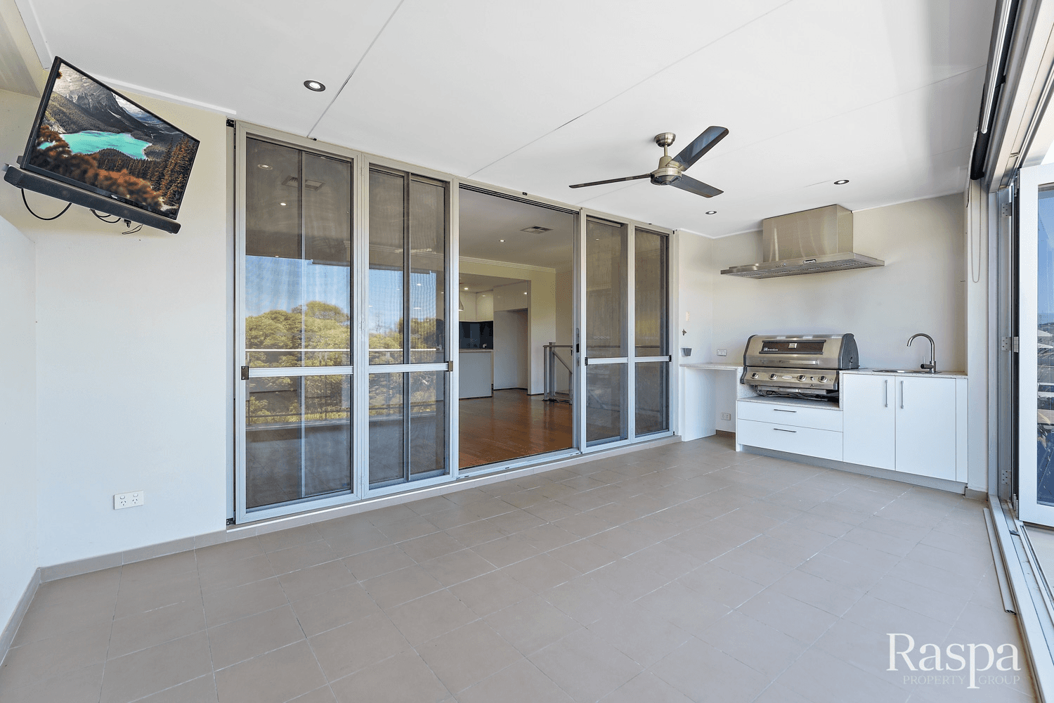 25 Perlinte View, North Coogee, WA 6163