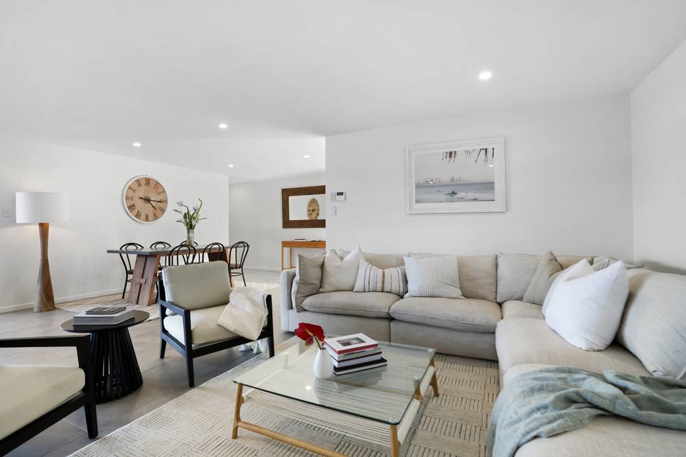 9 Kurrajong Court, PALM BEACH, QLD 4221