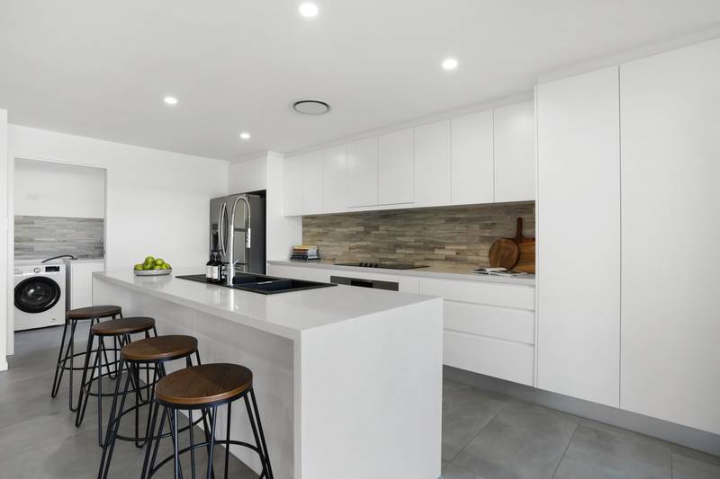 9 Kurrajong Court, PALM BEACH, QLD 4221