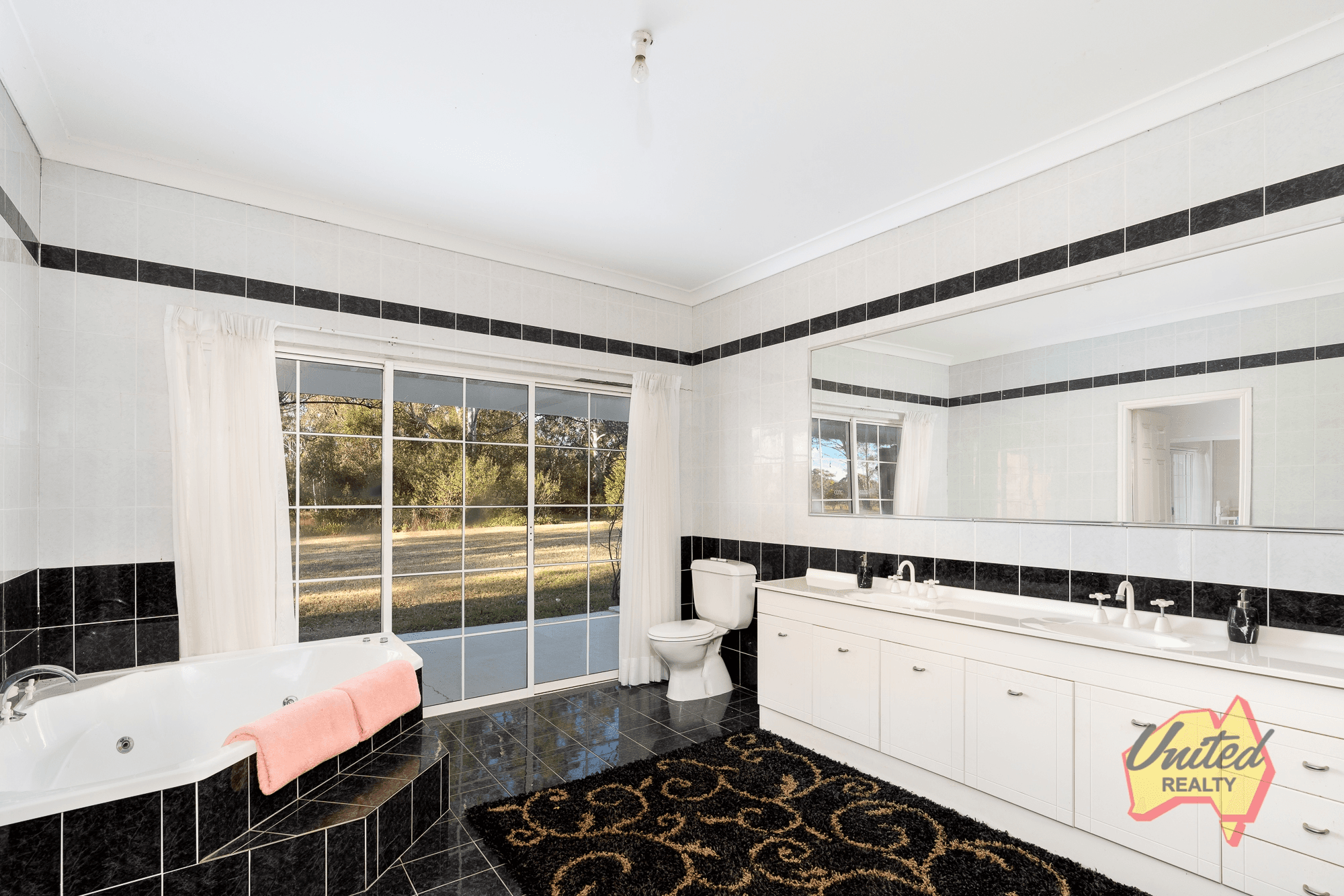 85 Cheviot Drive, Cobbitty, NSW 2570