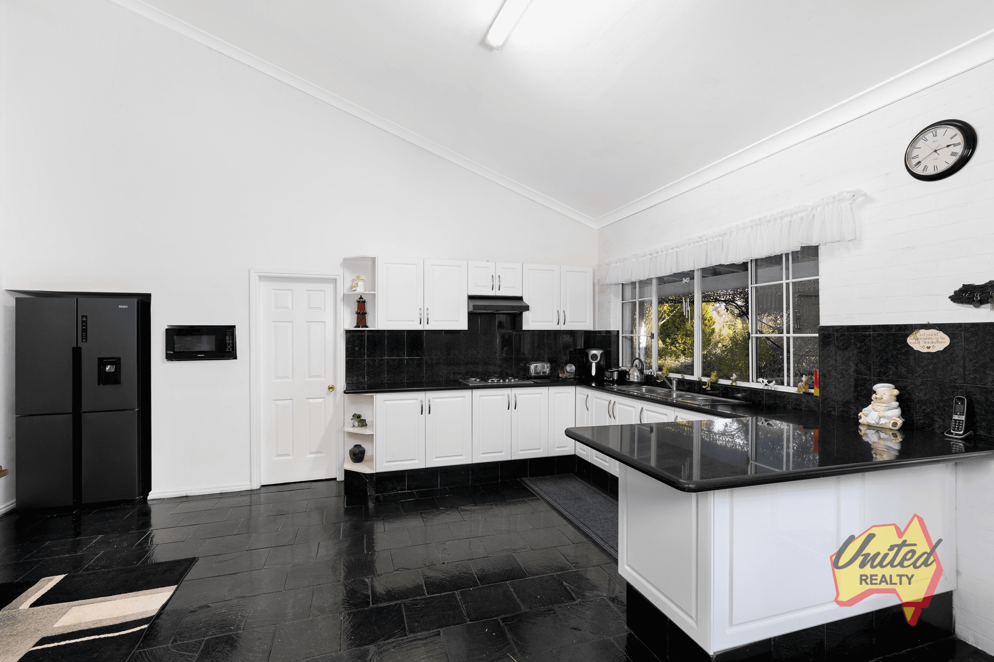 85 Cheviot Drive, Cobbitty, NSW 2570