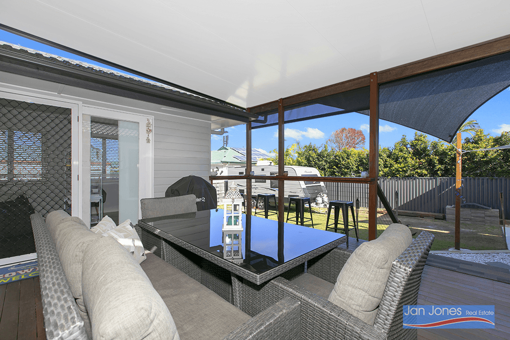 34 Hill Parade, Clontarf, QLD 4019