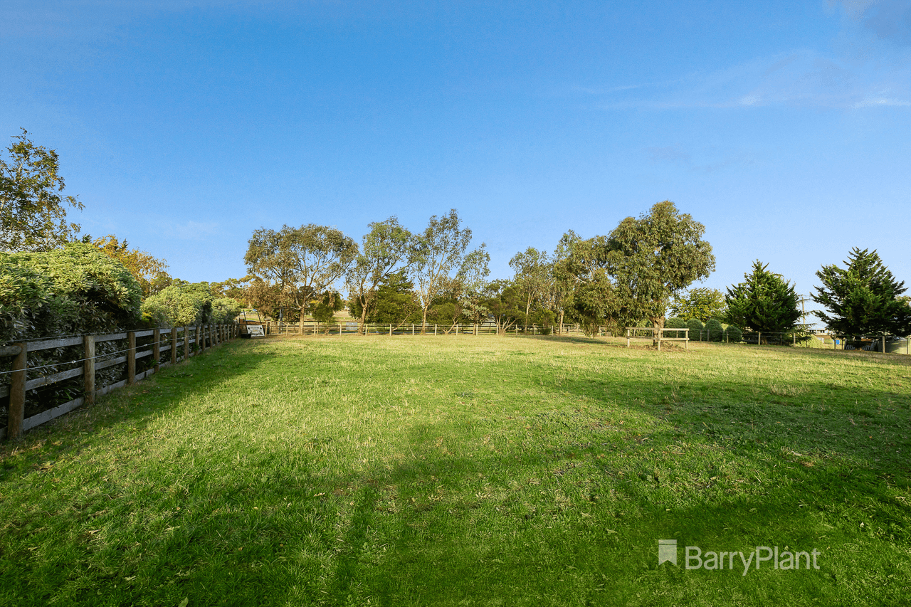 225 Victoria Road, YERING, VIC 3770