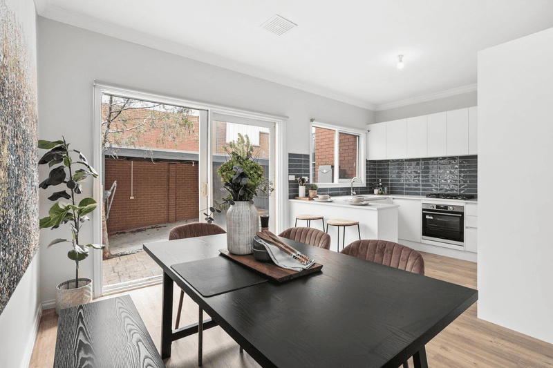 26  Greenham Place, KENSINGTON, VIC 3031