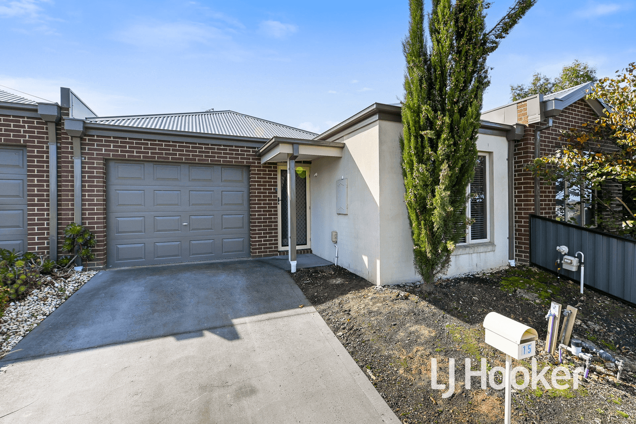 15 Havana Parade, PAKENHAM, VIC 3810