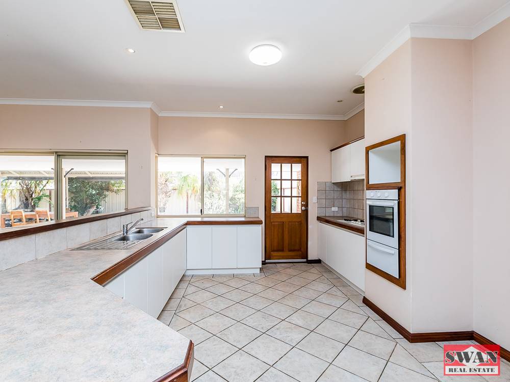 14 Dongara Cir, Jane Brook, WA 6056