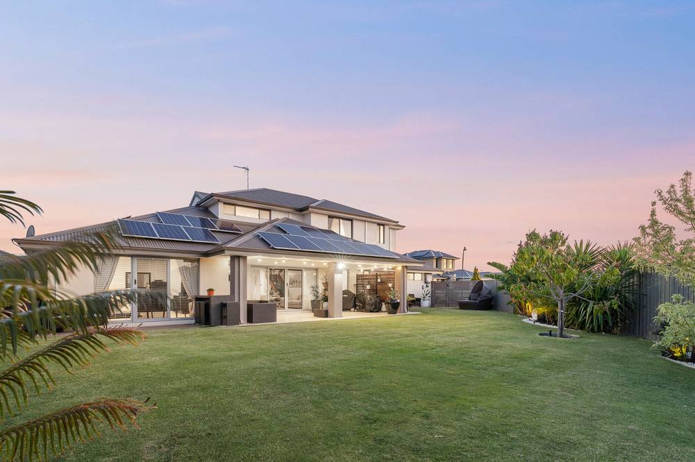 30 Kellogg Drive, PIARA WATERS, WA 6112