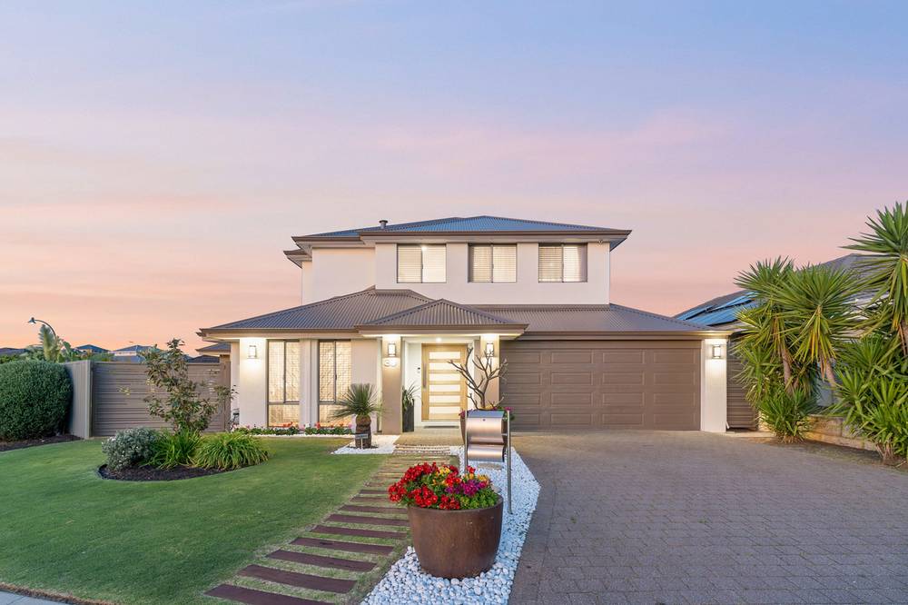 30 Kellogg Drive, PIARA WATERS, WA 6112