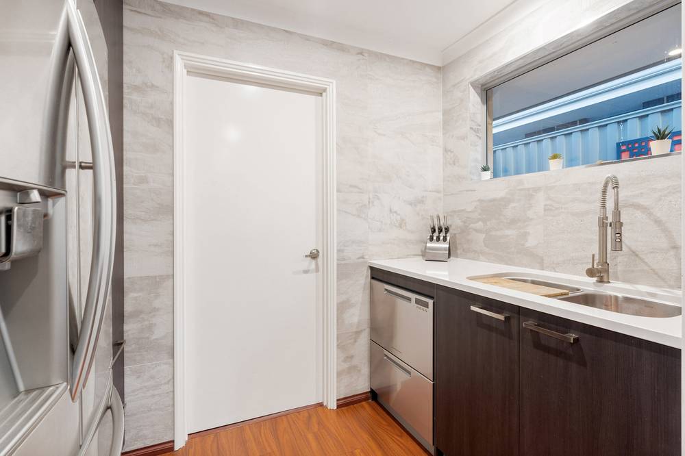 30 Kellogg Drive, PIARA WATERS, WA 6112