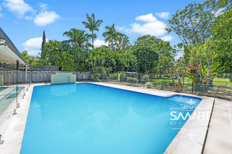 7 Tambourah Drive, BENOWA, QLD 4217