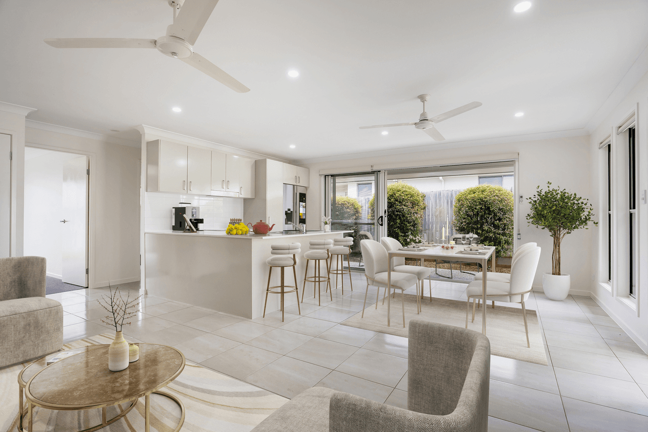 2/15 Pinnacles Drive, GLASS HOUSE MOUNTAINS, QLD 4518