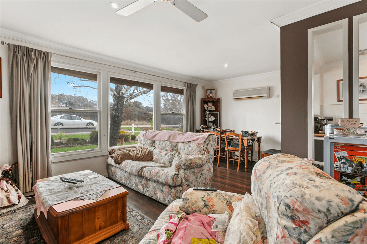 8 Columbia Street, MOUNT BARKER, SA 5251