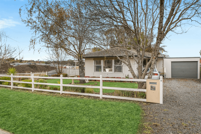 8 Columbia Street, MOUNT BARKER, SA 5251