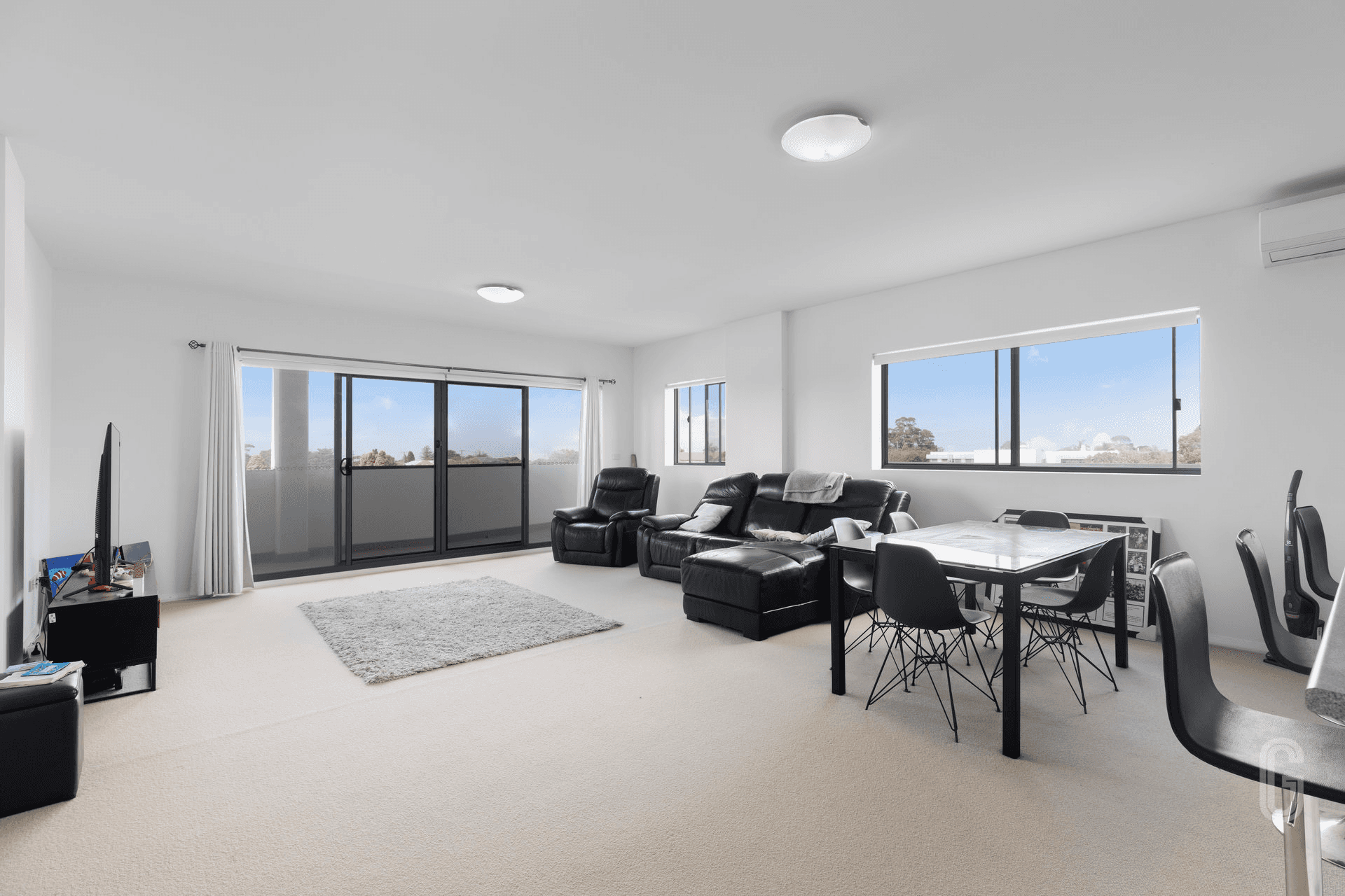 201/215-217 Pacific Highway, Charlestown, NSW 2290