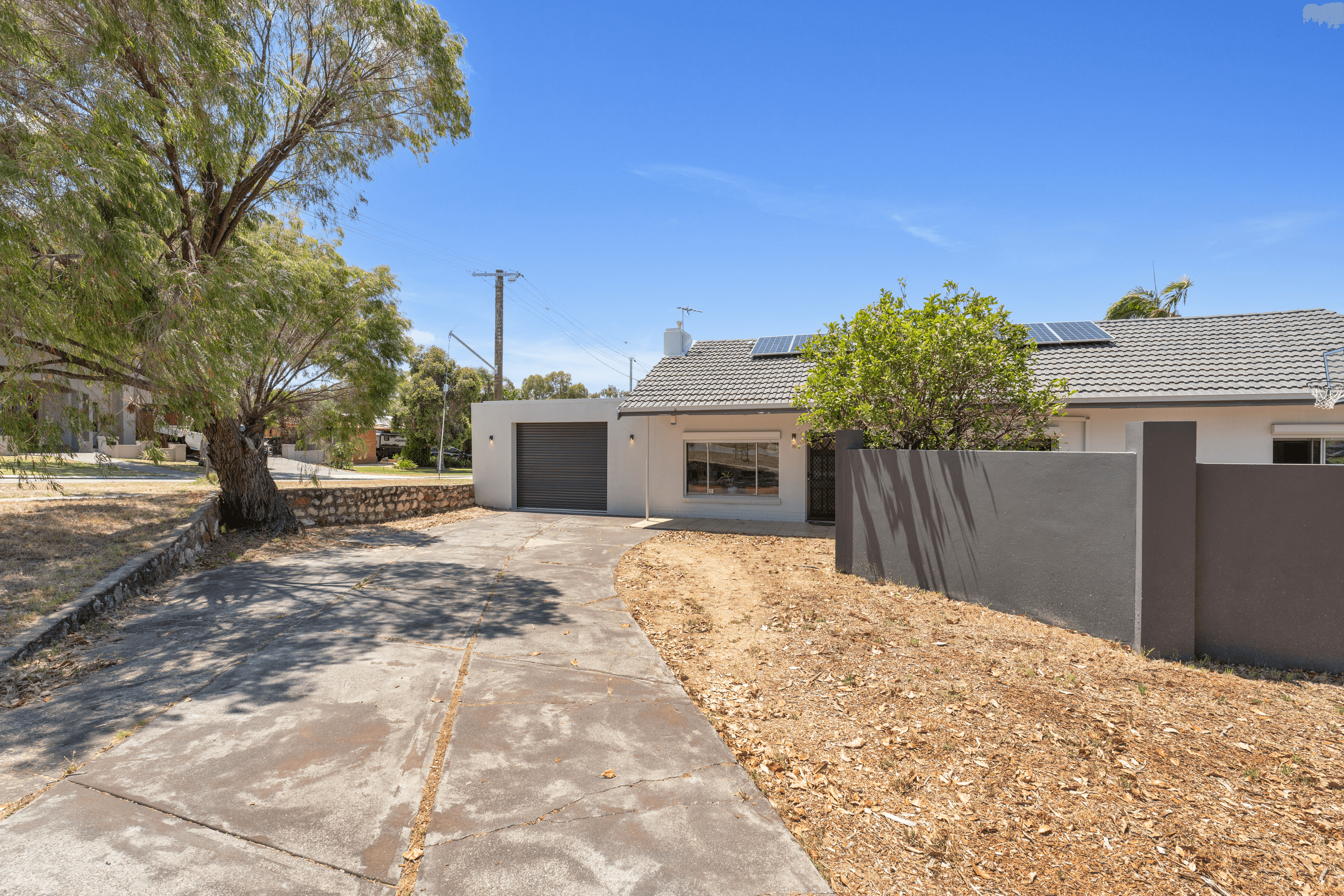 70 Moulden Avenue, Yokine, WA 6060