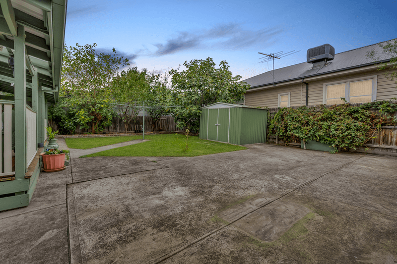 33 Irene Avenue, COBURG NORTH, VIC 3058