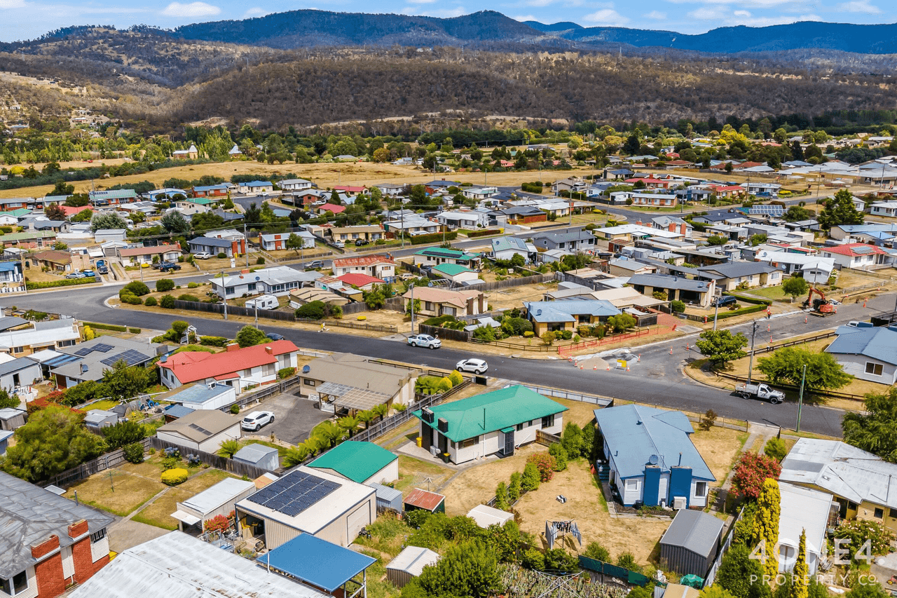 12 Murdoch Avenue, New Norfolk, TAS 7140