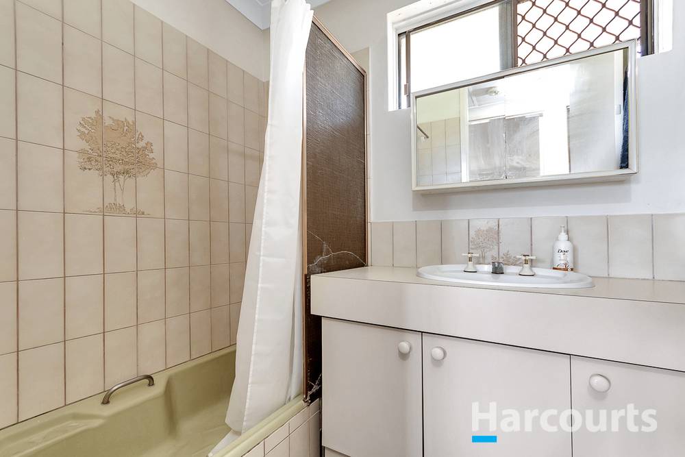 52 Warrandyte Drive, CRAIGIE, WA 6025