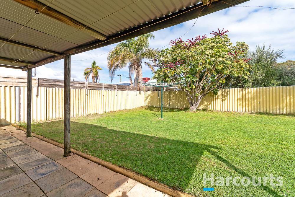 52 Warrandyte Drive, CRAIGIE, WA 6025