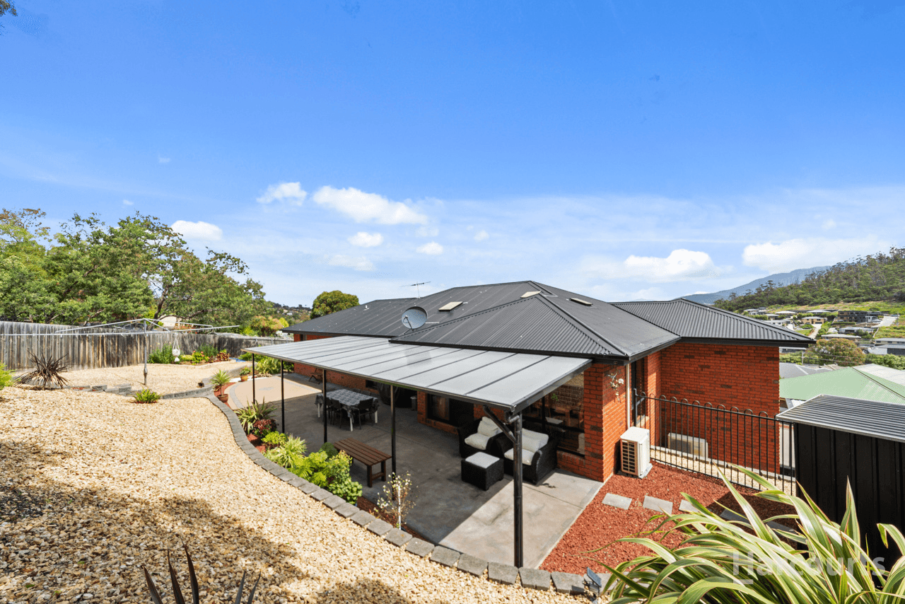 10 Florelyn Terrace, GEILSTON BAY, TAS 7015