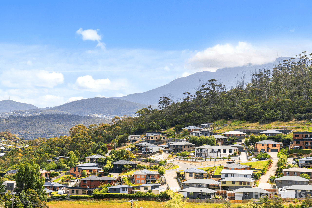 10 Florelyn Terrace, GEILSTON BAY, TAS 7015