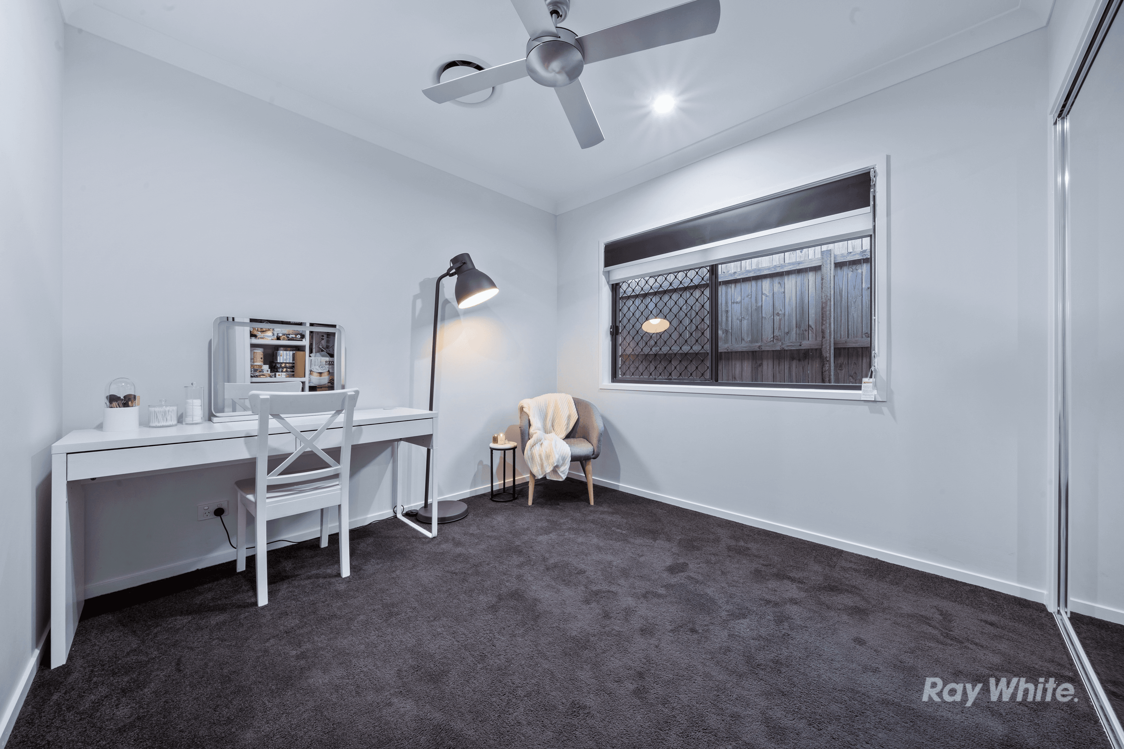 54 Olive Avenue, GREENBANK, QLD 4124