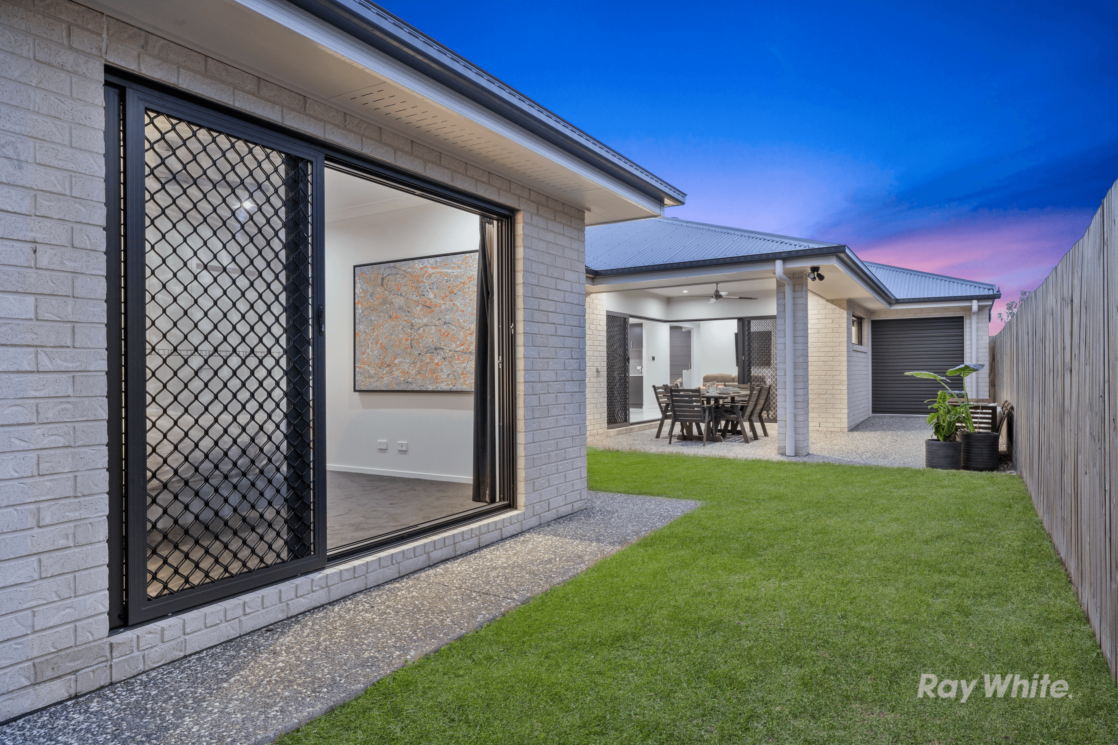 54 Olive Avenue, GREENBANK, QLD 4124