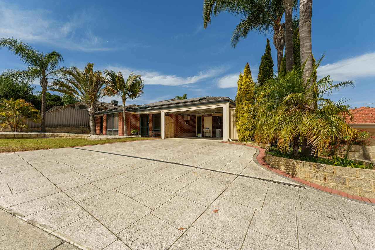 28 Oakfield Gardens,, PARMELIA, WA 6167