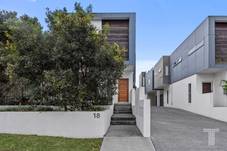 2/18 Booligal Street, Carina, QLD 4152