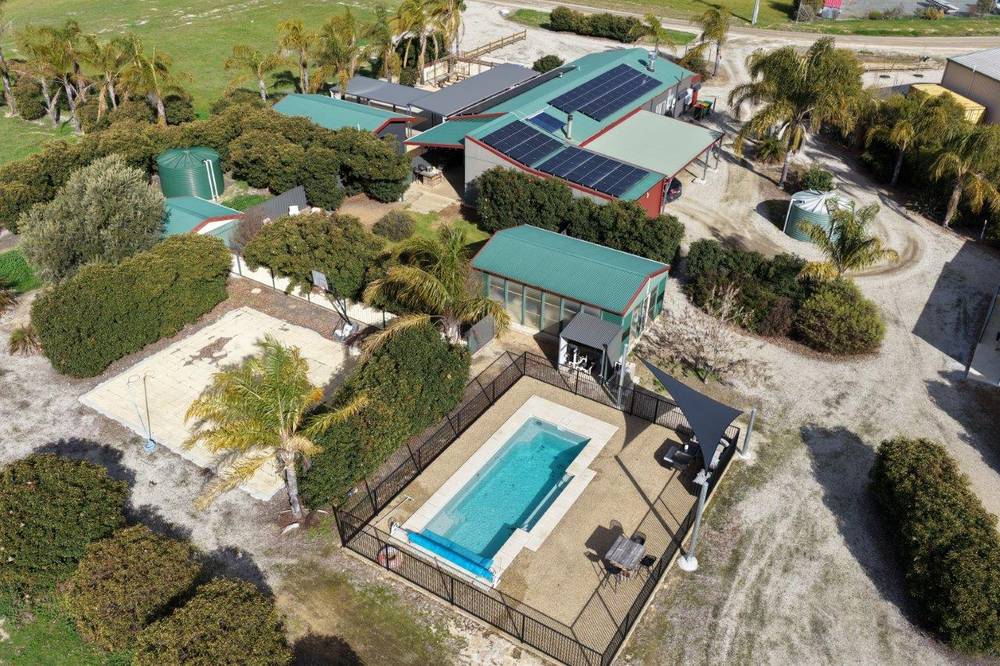9-13 BRIAR STREET, KOONDROOK, VIC 3580