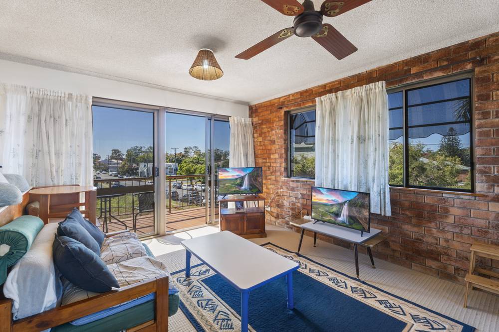 4/23 Queens Road, SCARNESS, QLD 4655