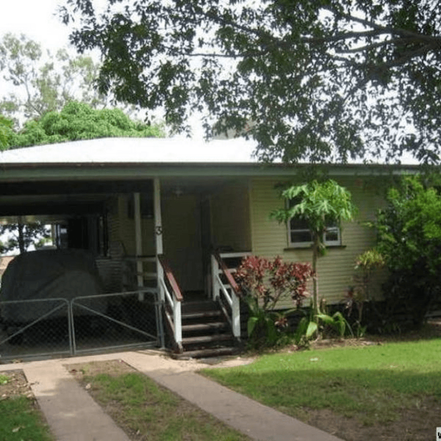 3 Hewitt Street, Moura, QLD 4718