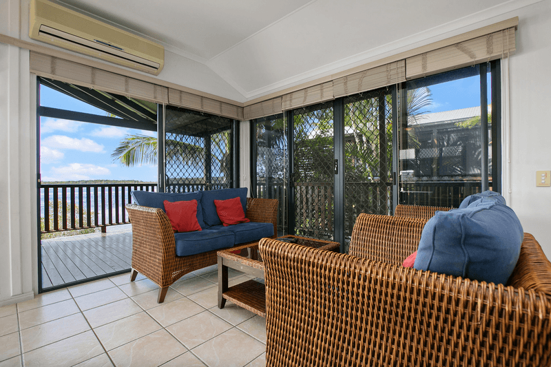 14 The Villa " Key Largo ", TIN CAN BAY, QLD 4580