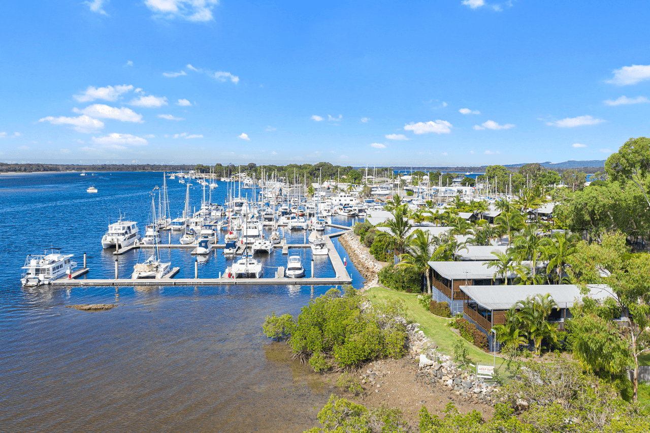 14 The Villa " Key Largo ", TIN CAN BAY, QLD 4580