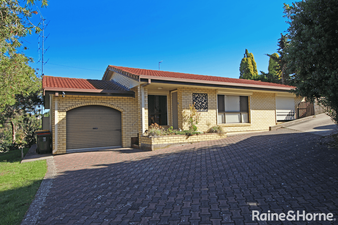 2/13 Margaret Avenue, PORT LINCOLN, SA 5606