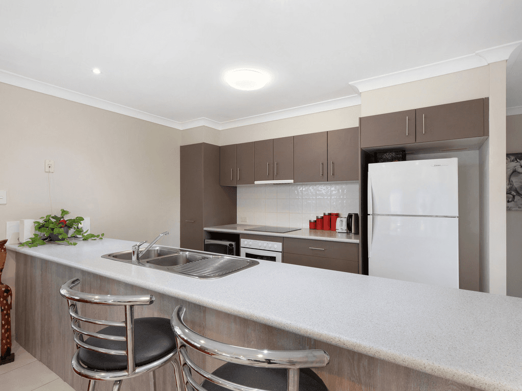 1/12 Duce Court, UPPER COOMERA, QLD 4209