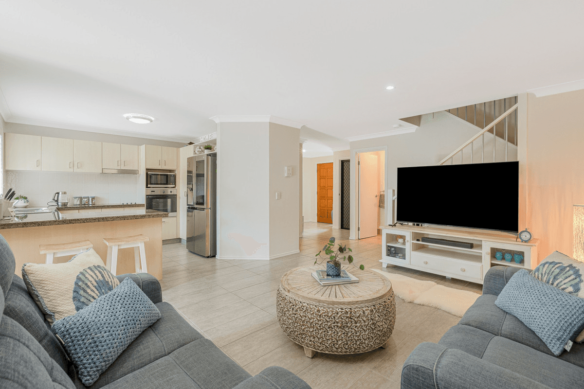 8/1 Inland Drive, Tugun, QLD 4224