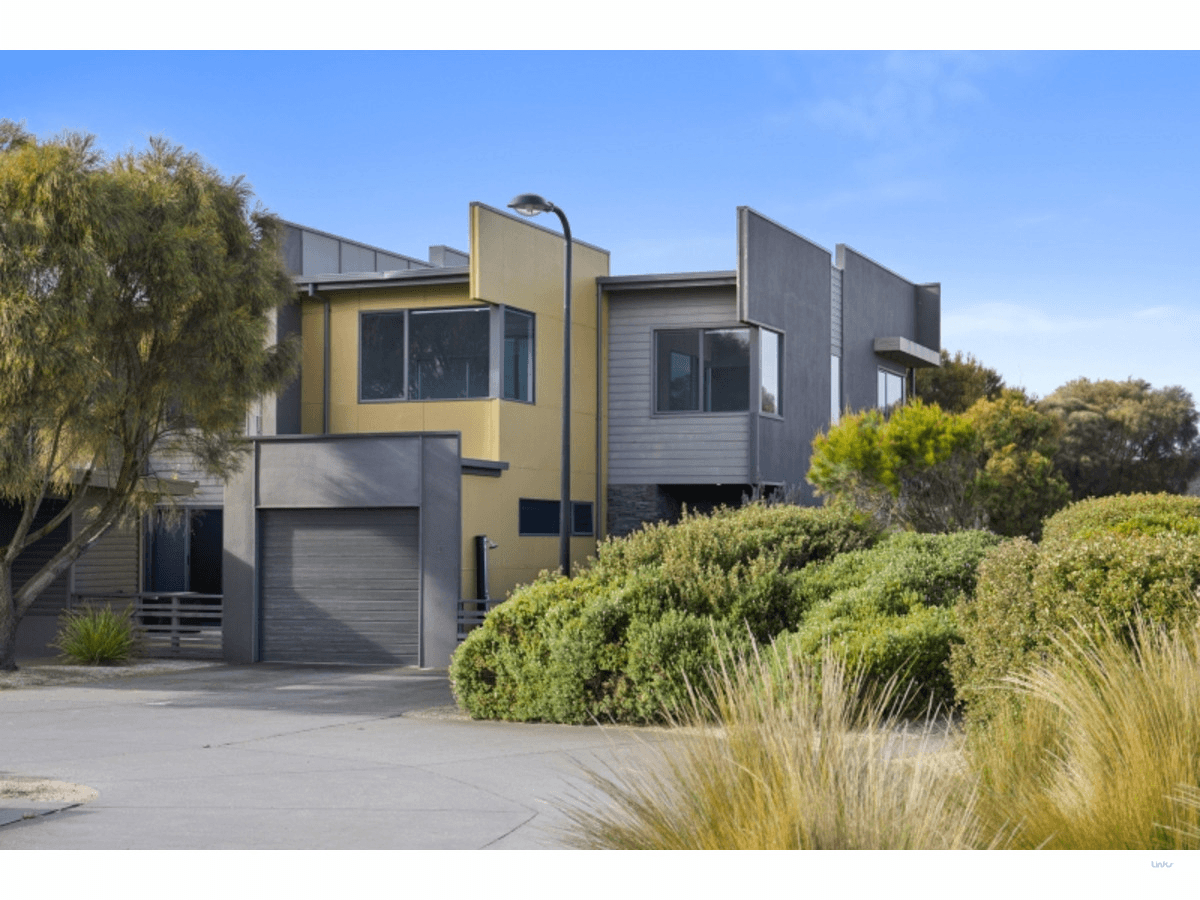 1 Seaspray Place, Torquay, VIC 3228