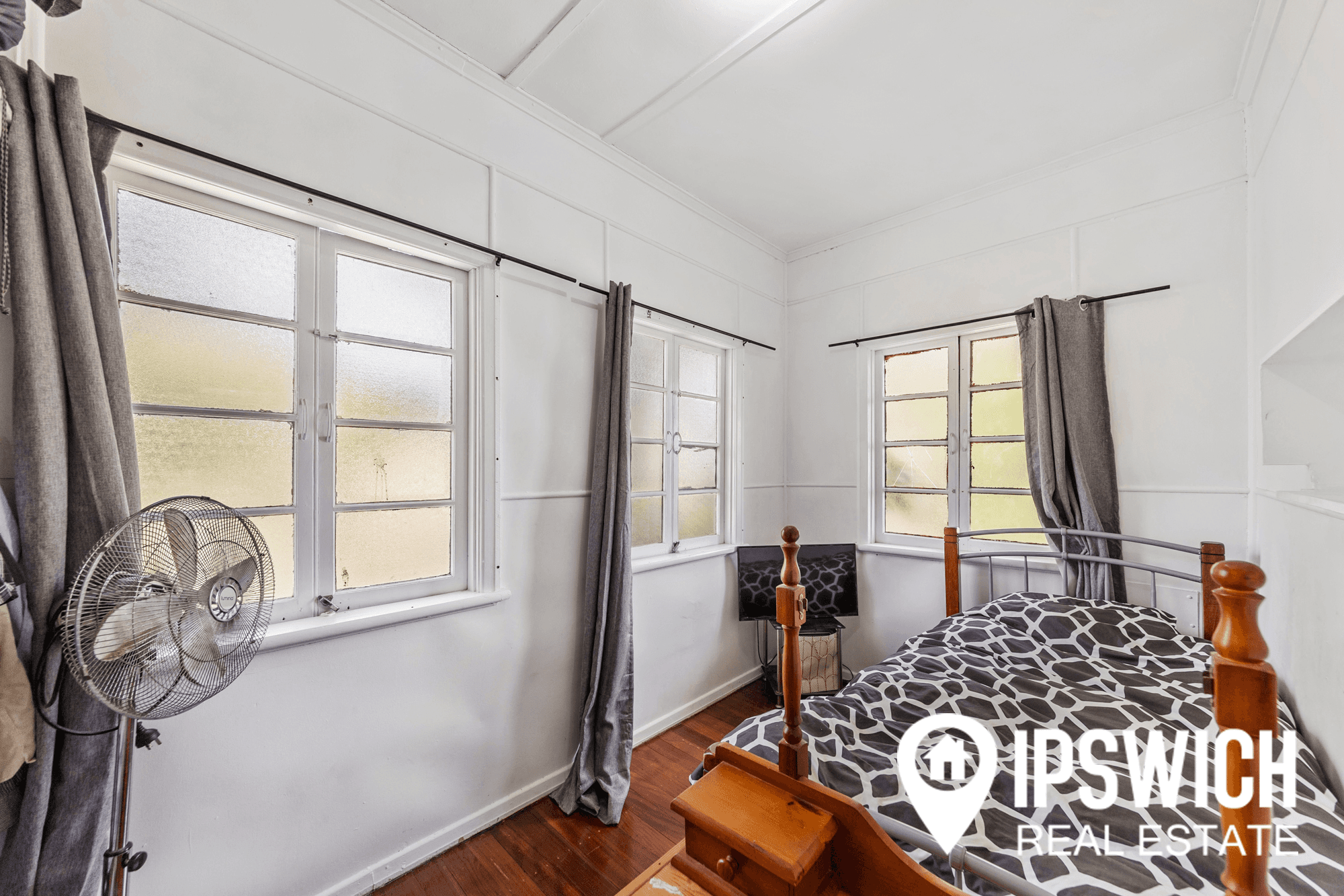 25 COYNE STREET, ONE MILE, QLD 4305