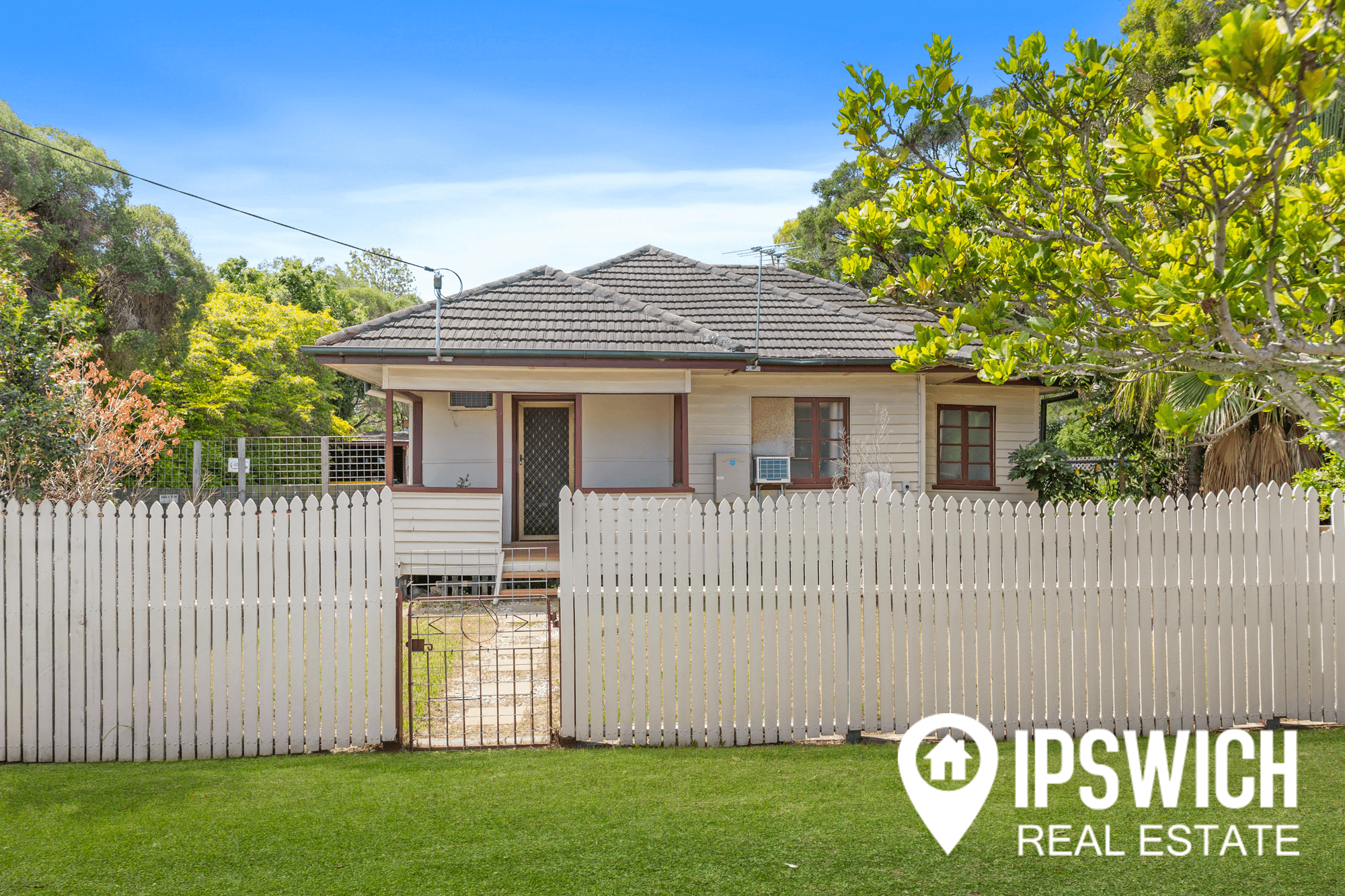 25 COYNE STREET, ONE MILE, QLD 4305