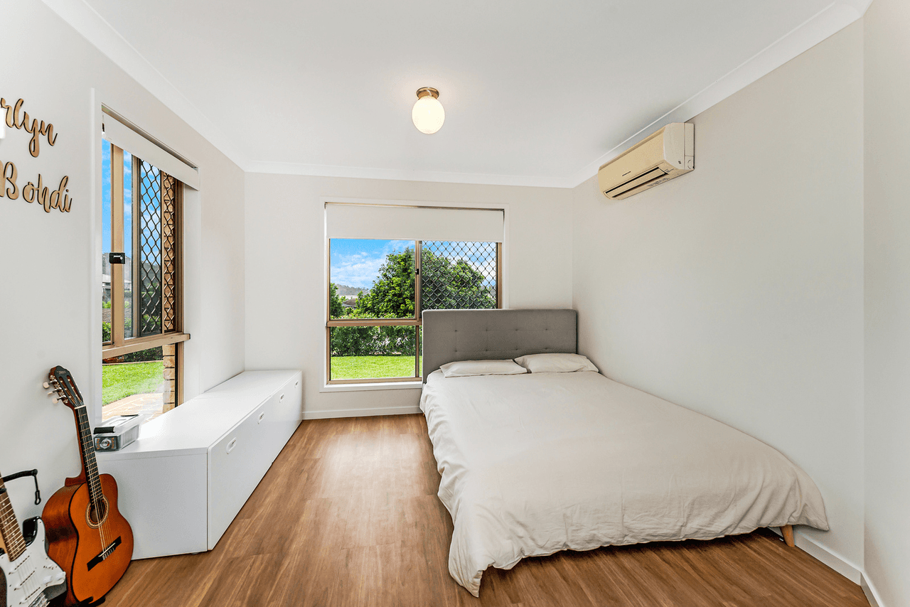 32 Sundew Crescent, UPPER COOMERA, QLD 4209