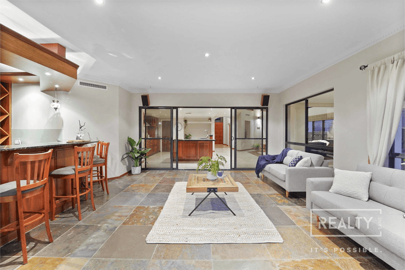 15 Baton Rouge Drive, Mindarie, WA 6030