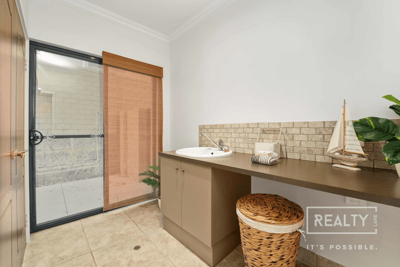 15 Baton Rouge Drive, Mindarie, WA 6030