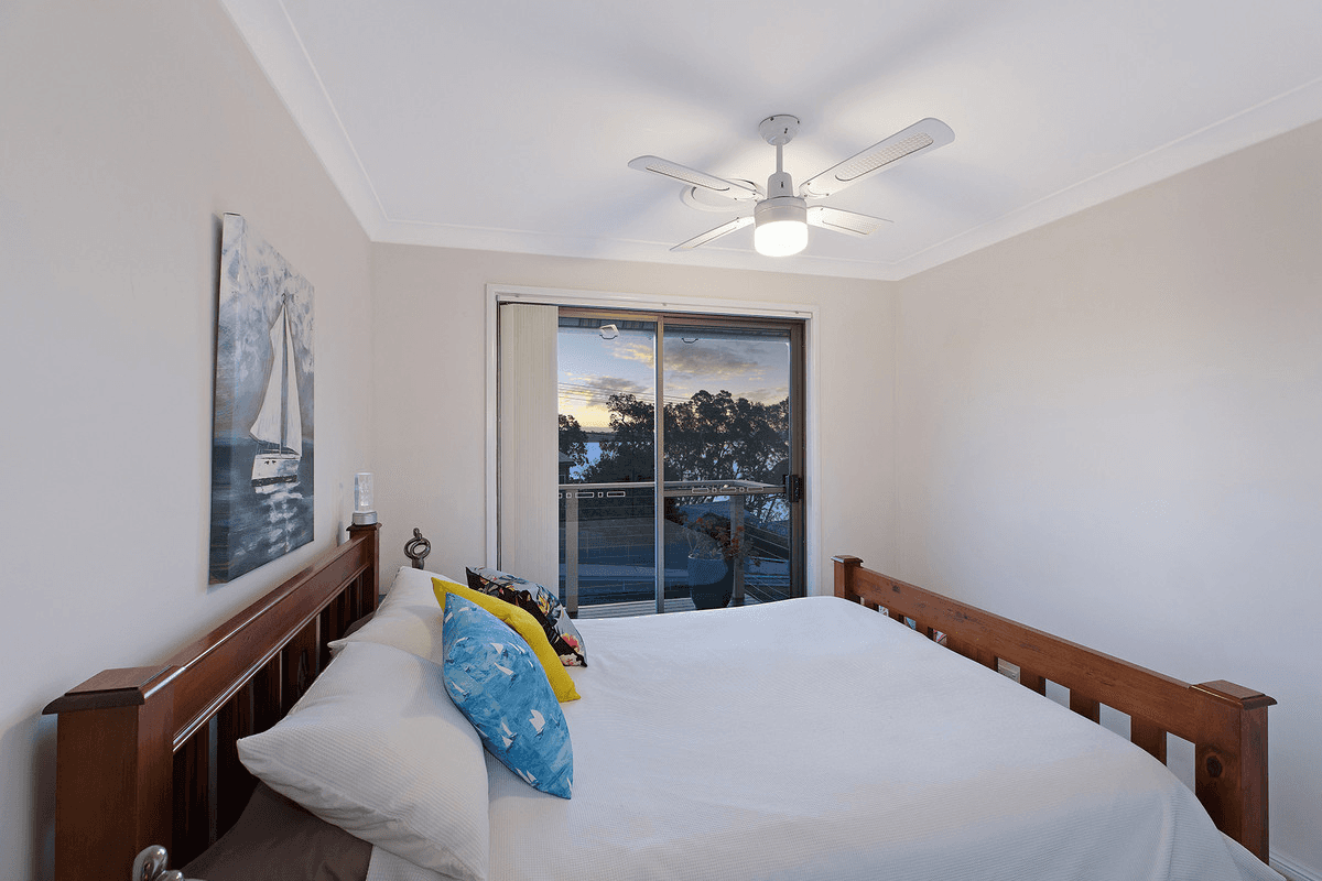 15 Peel Street, Toukley, NSW 2263