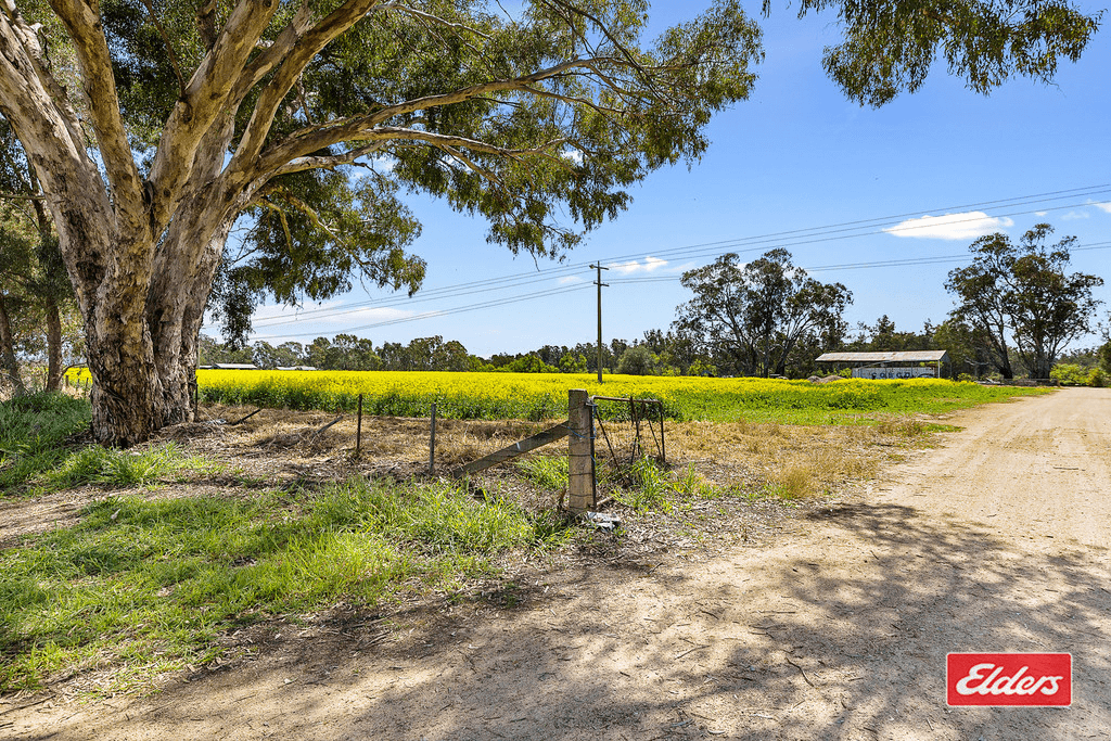 Lot 2, 7524  Murray Valley Highway, BUNDALONG, VIC 3730