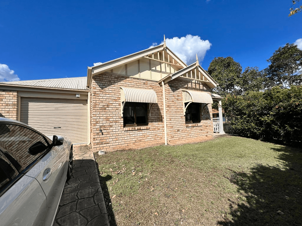 7 Nullarbor Circuit, Forest Lake, QLD 4078